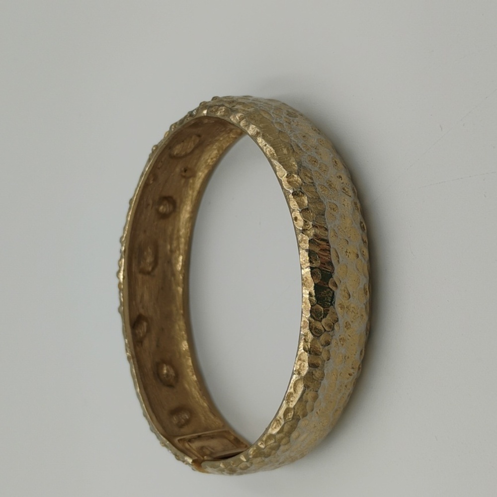 Tat2 Siena Gold Marcasite Hindge Bangle Bracelet - Picture 2 of 3